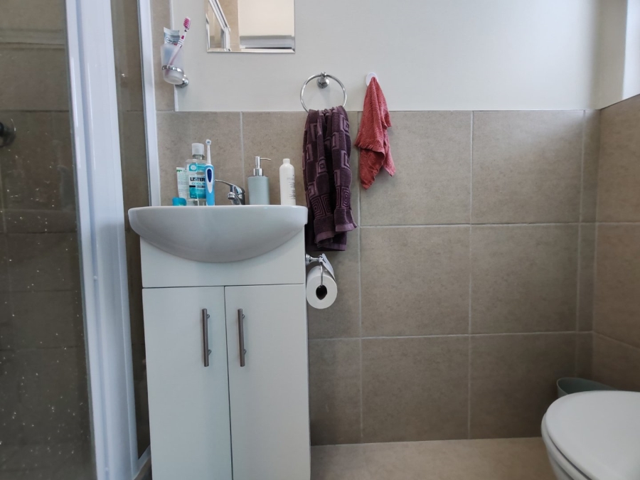 2 Bedroom Property for Sale in Fairview Eastern Cape